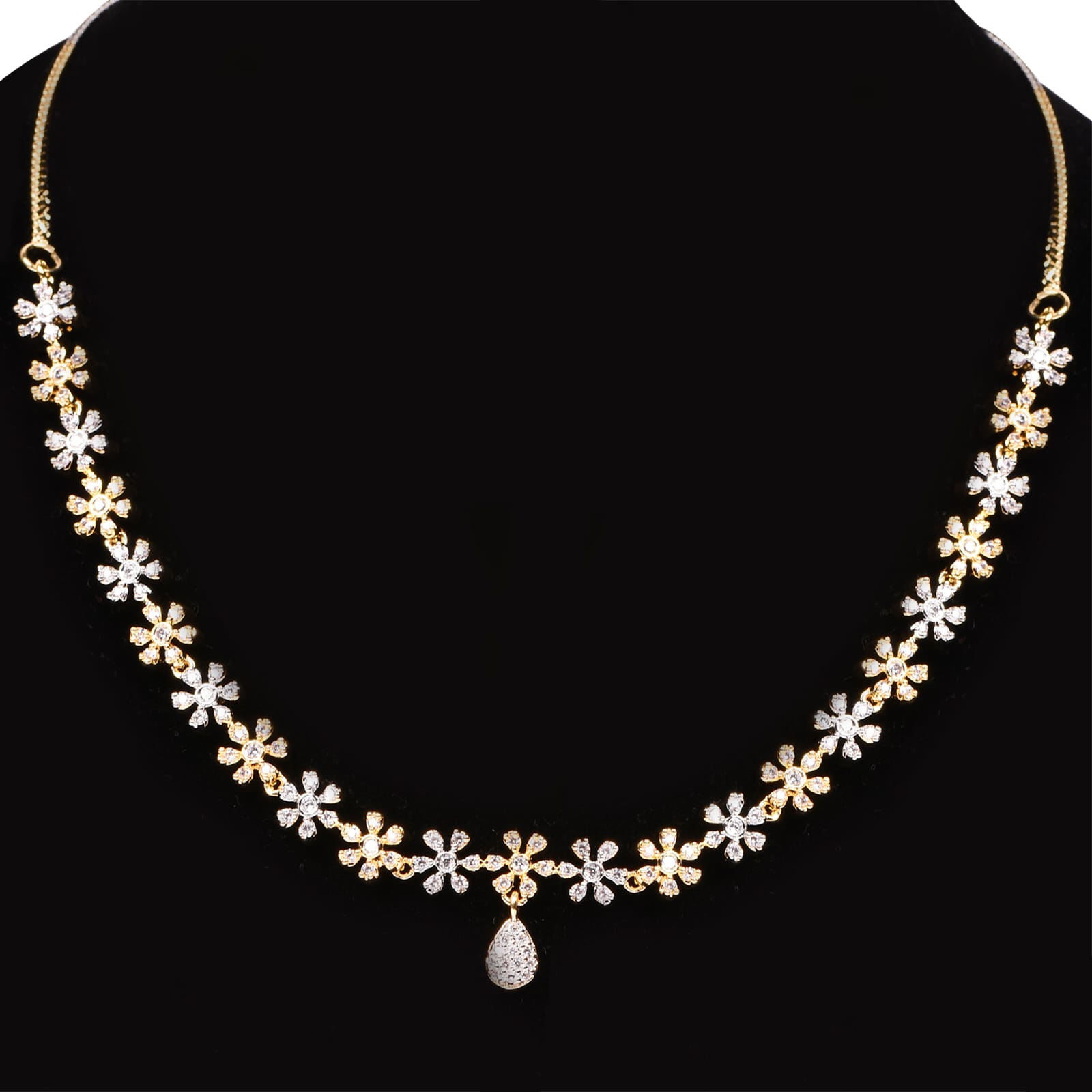 Best Artificial Flower Necklace